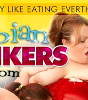 Lesbian Chunkers - Click Here Now to Enter
